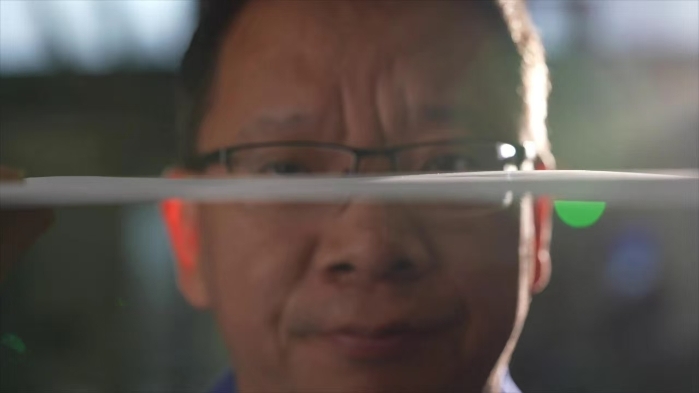张志忠1